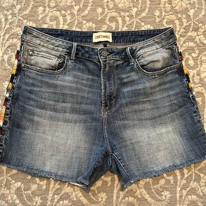 Driftwood, embroidered jean shorts. Size W31, length 4 1/2